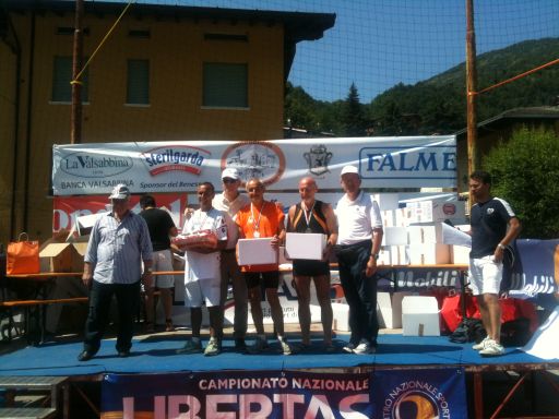 3 Luglio 2011 Campionato Regionale Libertas di mezza maratona in montagna  Premiazione di Salvatore e Gianfranco